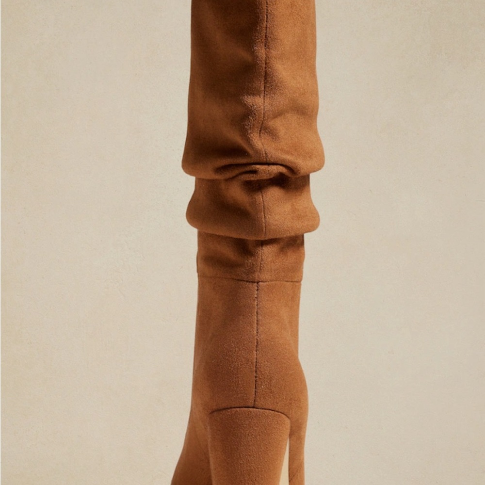 Banana Republic Suede Slouchy Boot, 7.5 - Picture 4 of 13